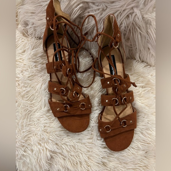 Lord & Taylor Design Lab Lace Up Sandals - Size 7.5 - Picture 7 of 7